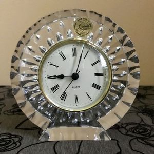 QUARTZ LEAD CUT CRYSTAL ROUND DESK CLOCK
